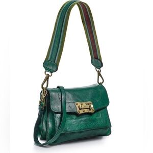 Campomaggi  Agnese Vibrant Green Leather Crossbody Bag
